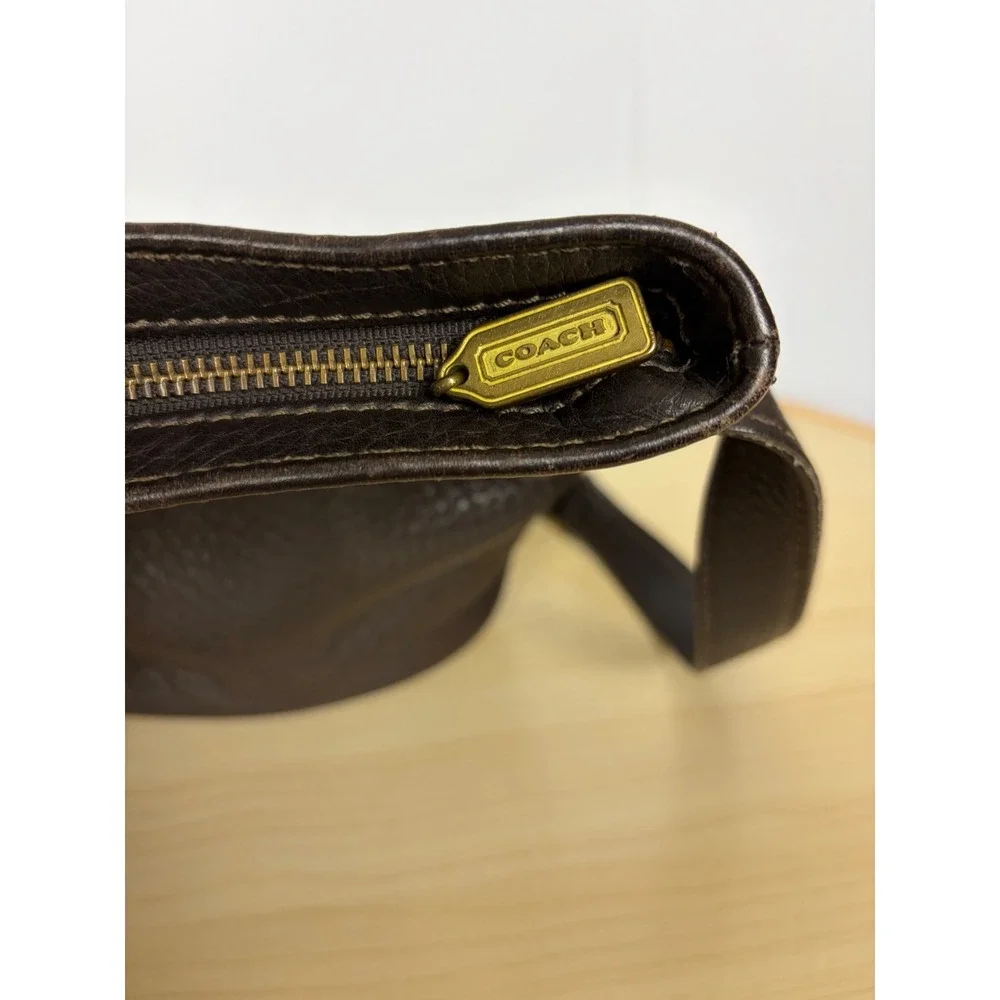 Coach Sonoma Small Bucket Zip Natural Grain Leather Crossbody Bag Brown 4907